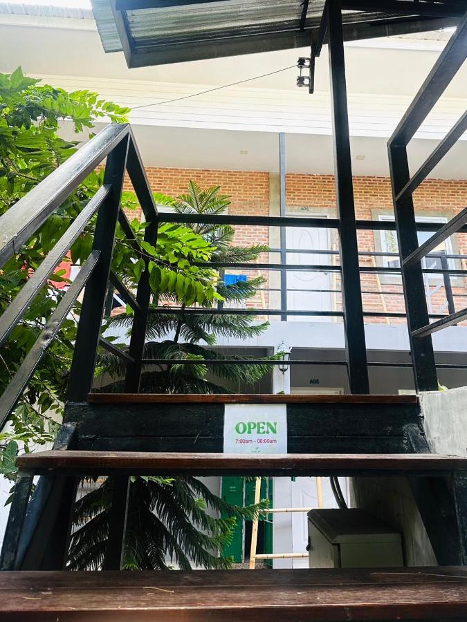 Live In Leaf Koh Tao Hostel Buitenkant foto